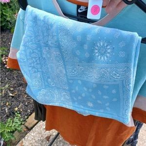 MENS shorts 2Xl and 1 pair is 3XL. Buyer pays for shipping and handling